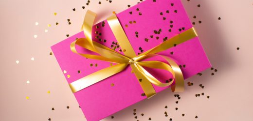 Jak zapakować prezent urodzinowy w efektowny sposób? Najlepsze pomysły
